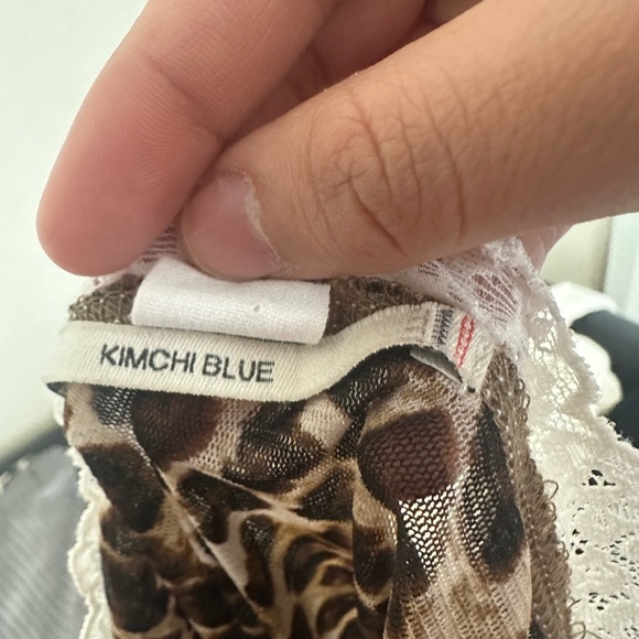 Kimchi Blue Blake Puff Sleeve Mesh Top - Picture 7 of 8